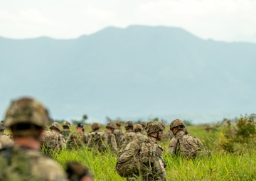 US, Colombian paratroopers jump in to HYDRA III