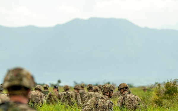 US, Colombian paratroopers jump in to HYDRA III