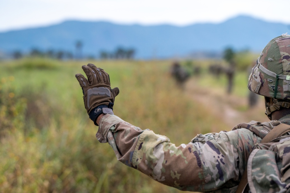 US, Colombian paratroopers jump in to HYDRA III