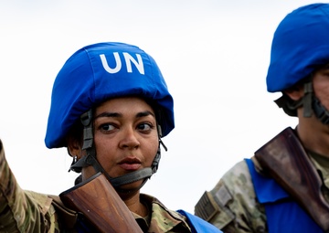 Soldiers Train in Checkpoint Operations