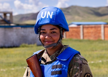 Soldiers Train in Checkpoint Operations