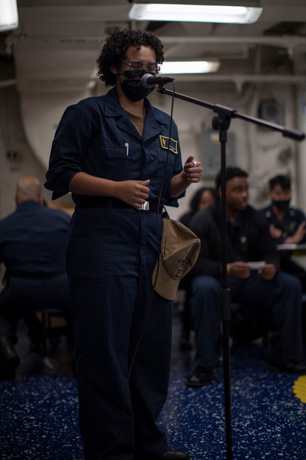 Sailors Sing During Karaoke on USS Tripoli