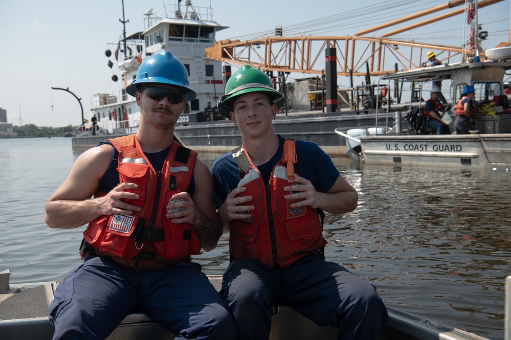 U.S. Coast Guard installs new oscillating boundary light in Curtis Bay, Maryland