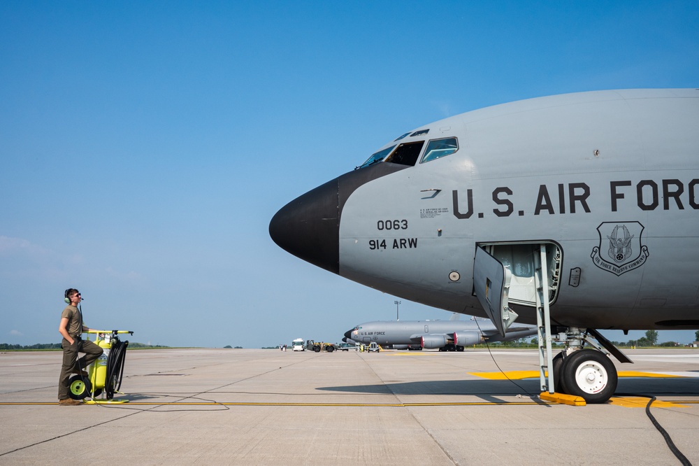 Crew Chief by KC-135 Stratotanker
