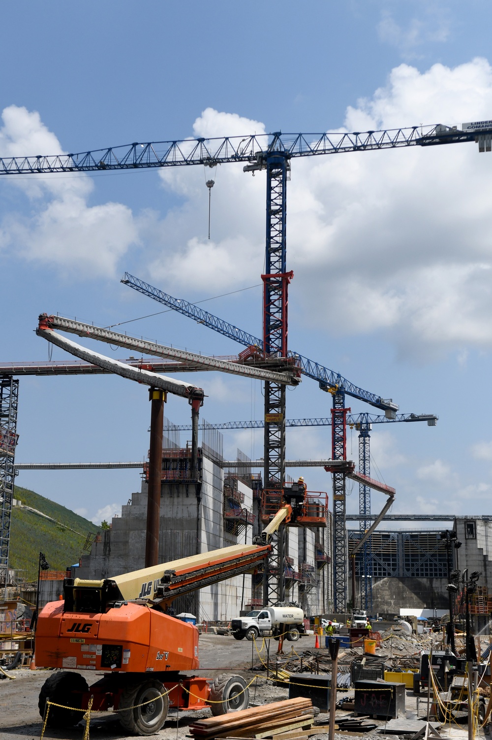 USACE senior leader visits Kentucky Lock project