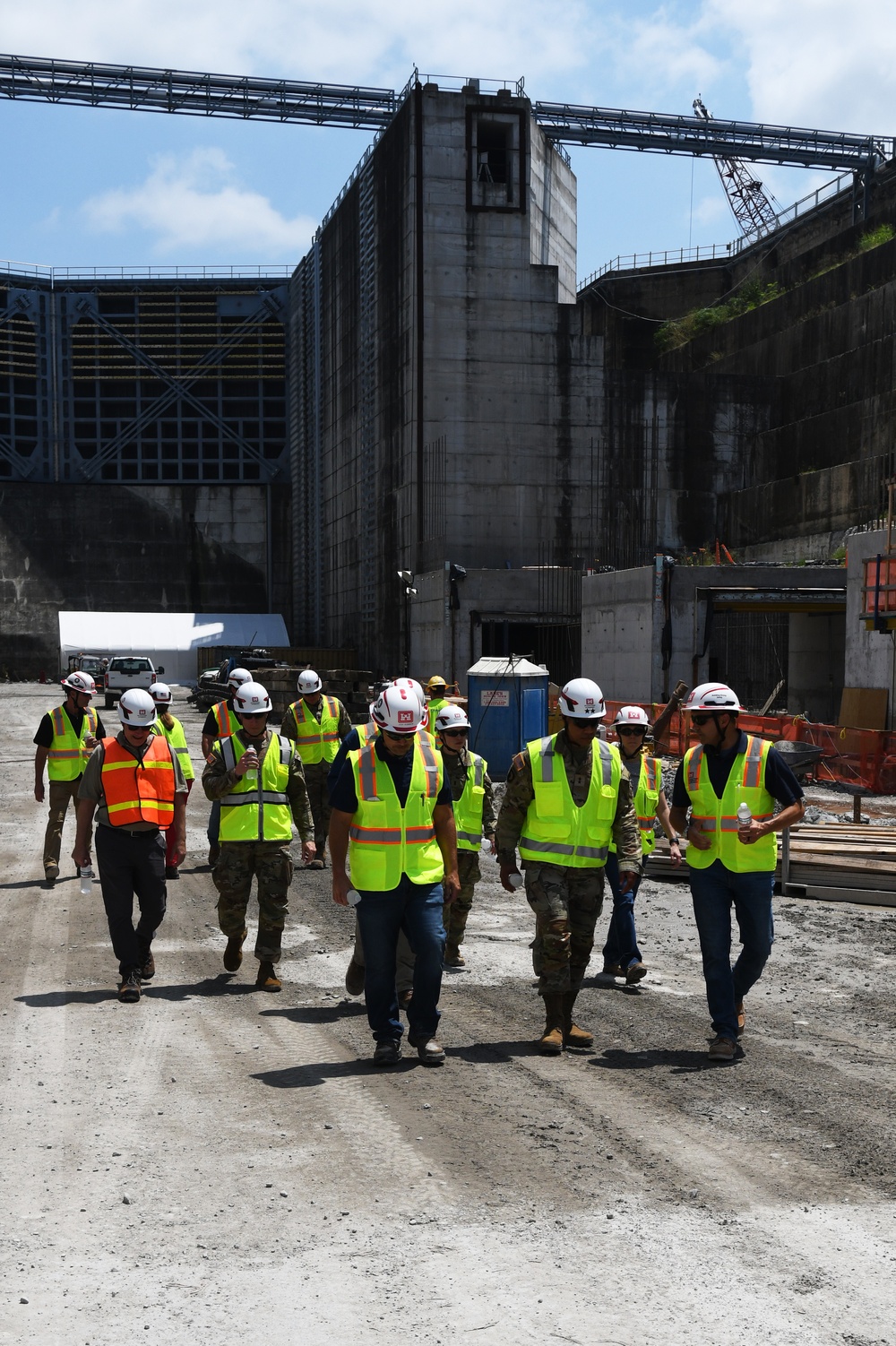 USACE senior leader visits Kentucky Lock project