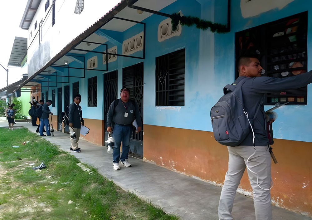 Naval Medical Research Unit SOUTH studies the Aedes aegypti mosquito vector