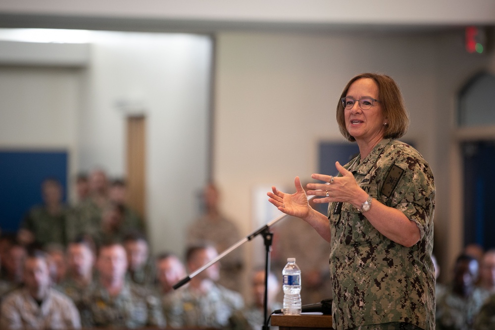 CNO Visits Submarine Group 10 in Kings Bay, Ga.