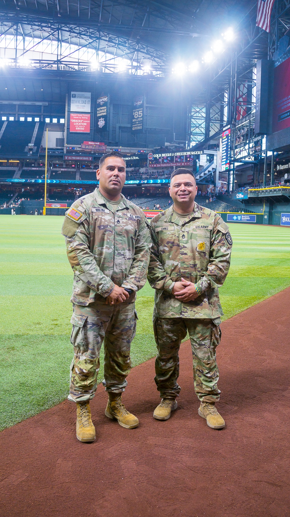 Phoenix based Army recruiter performed a reenlistment ceremony in grand fashion with the Ariona Diamondbacks