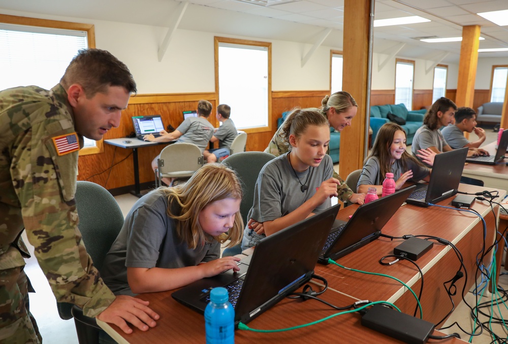 Pa. Guard Cyber Team hosts Wi-Fighter challenge for local students