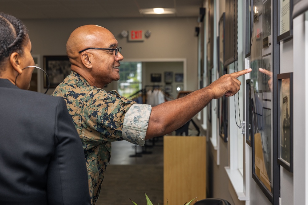 Lt. Gen. Brian Cavanaugh visits the Montford Point Marine Museum