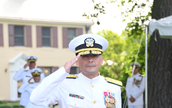 NAVFAC ATLANTIC HOLDS CHANGE OF COMMAND