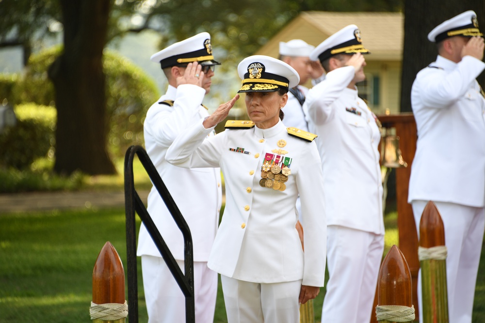 NAVFAC ATLANTIC HOLDS CHANGE OF COMMAND