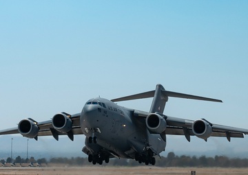 Red Flag-Nellis 24-3 Taxis and Take offs
