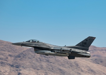 Red Flag-Nellis 24-3 Taxis and Take offs