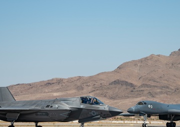 Red Flag-Nellis 24-3 Taxis and Take offs