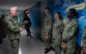 MCPON receives Quality of Service updates at Huntington Ingalls Industries (HII) Newport News Shipbuilding (NNS)