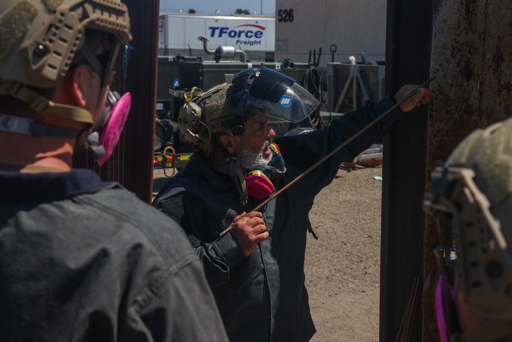 Seabees Learn Cutting and Welding Techniques