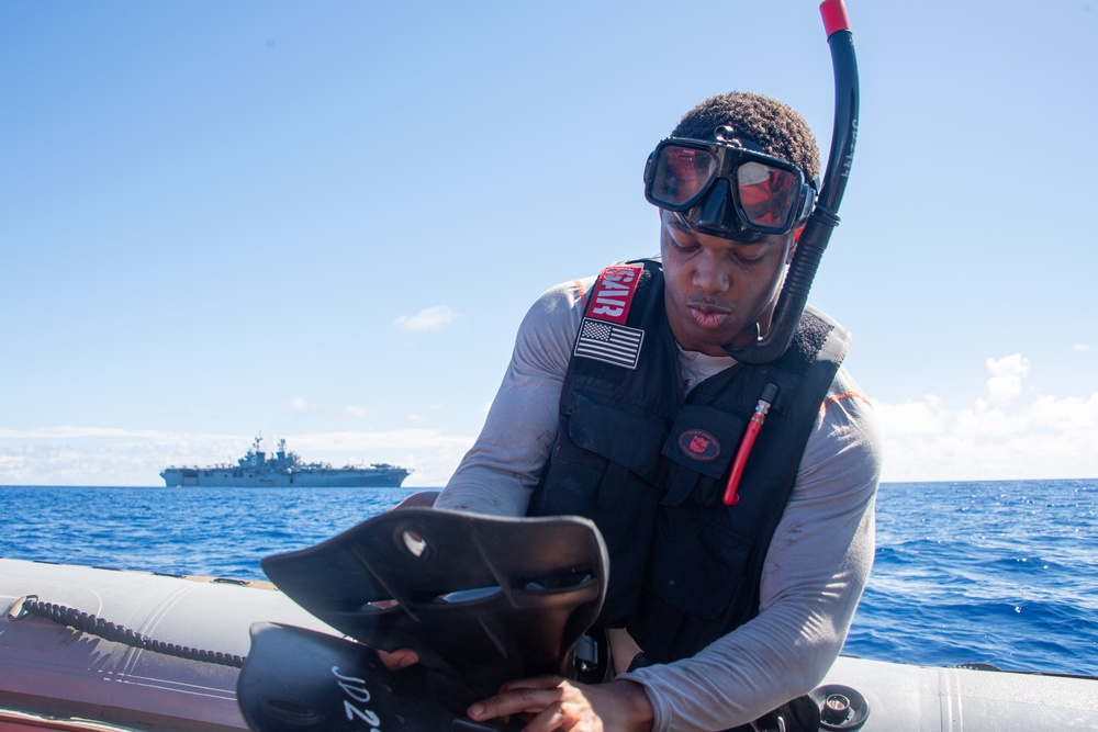 USS America (LHA 6) conducts Small Boat Operations