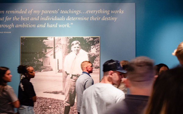 USS Ronald Reagan (CVN 76) Sailors visit the Ronald Reagan Presidential Library