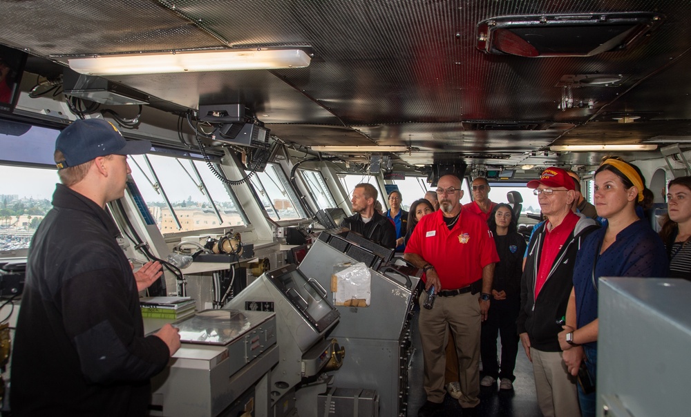 USS Ronald Reagan (CVN 76) hosts members of the USS Midway museum