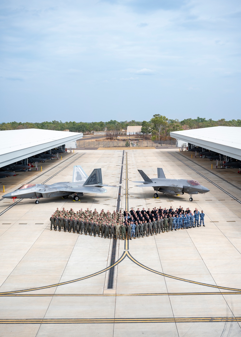 USAF, RAAF show off 5th Gen aircraft