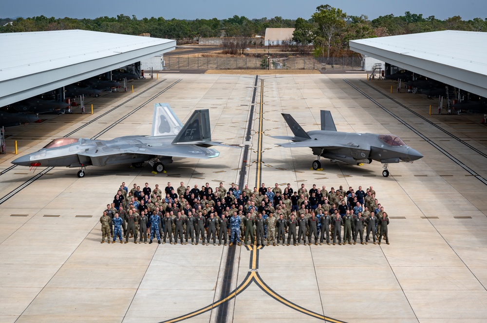 USAF, RAAF show off 5th Gen aircraft