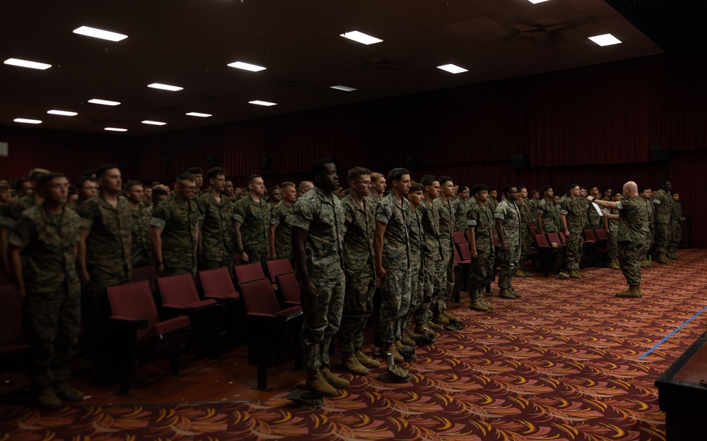 MOH Recipient Dakota Meyer Visits MCBH and 3d LCT Scouts