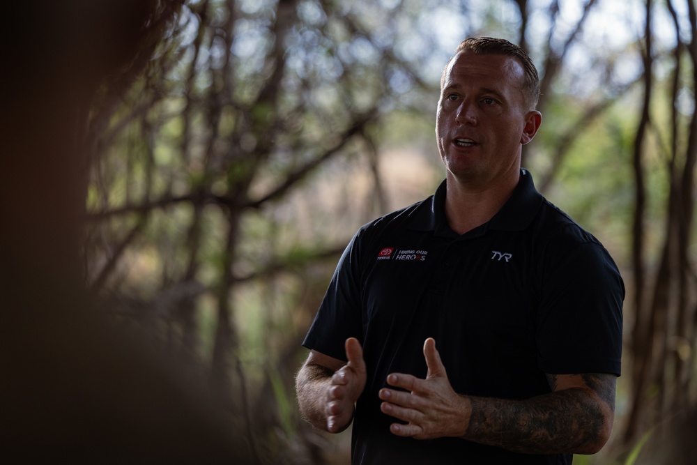 MOH Recipient Dakota Meyer Visits MCBH and 3d LCT Scouts