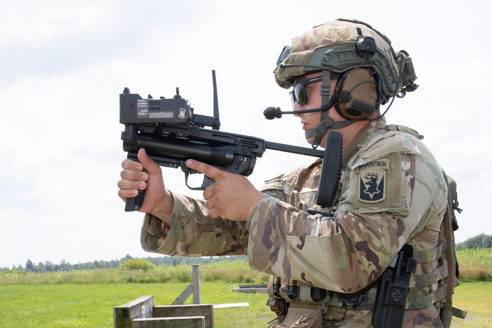 M320 Grenade Launcher Module Training for 86th IBCT (MTN) Soldiers