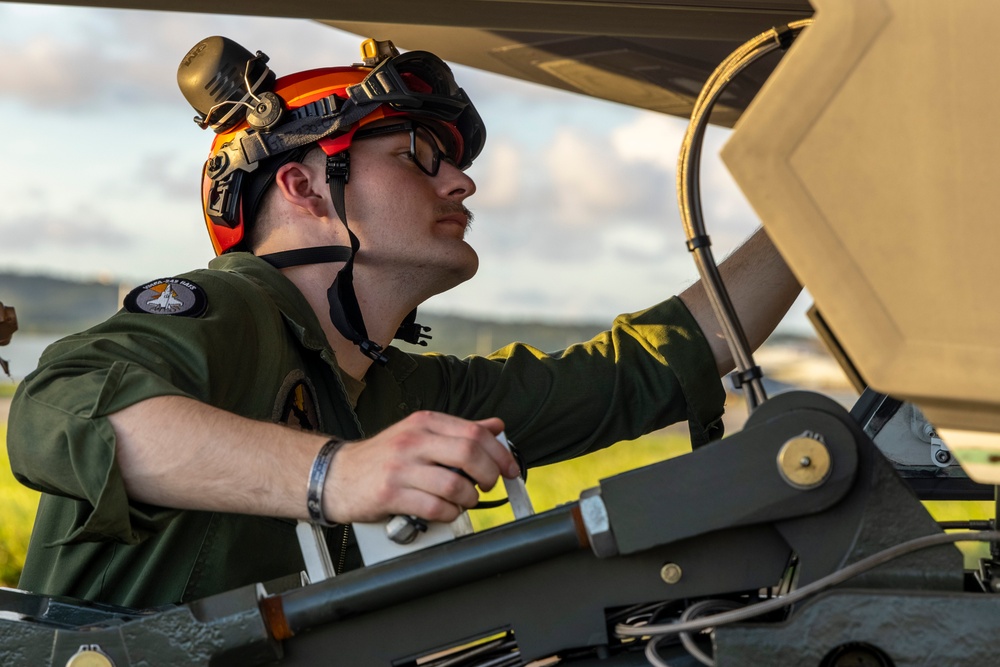 RD 24 | VMFA-242 loads ordnance onto F-35Bs