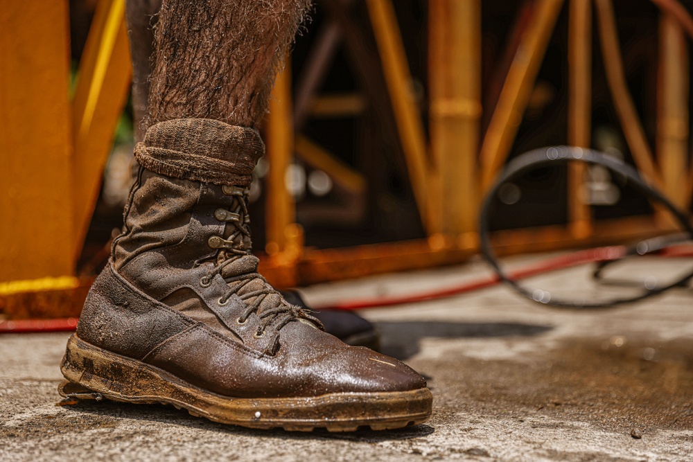 Dirty Jobs: 15th MEU Prepares Gear for Agricultural Inspections