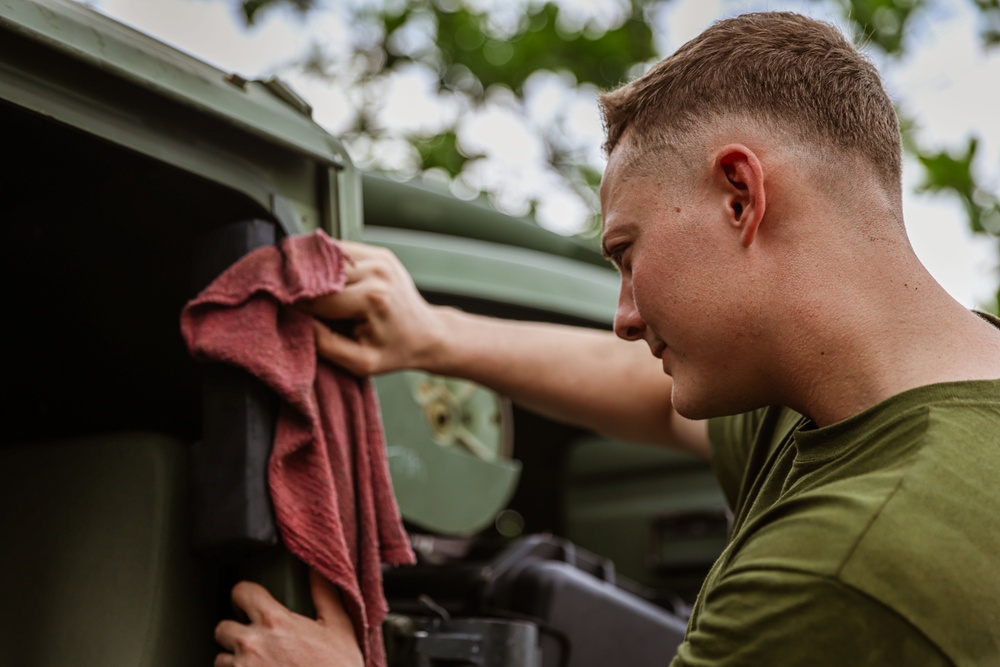 Dirty Jobs: 15th MEU Prepares Gear for Agricultural Inspections