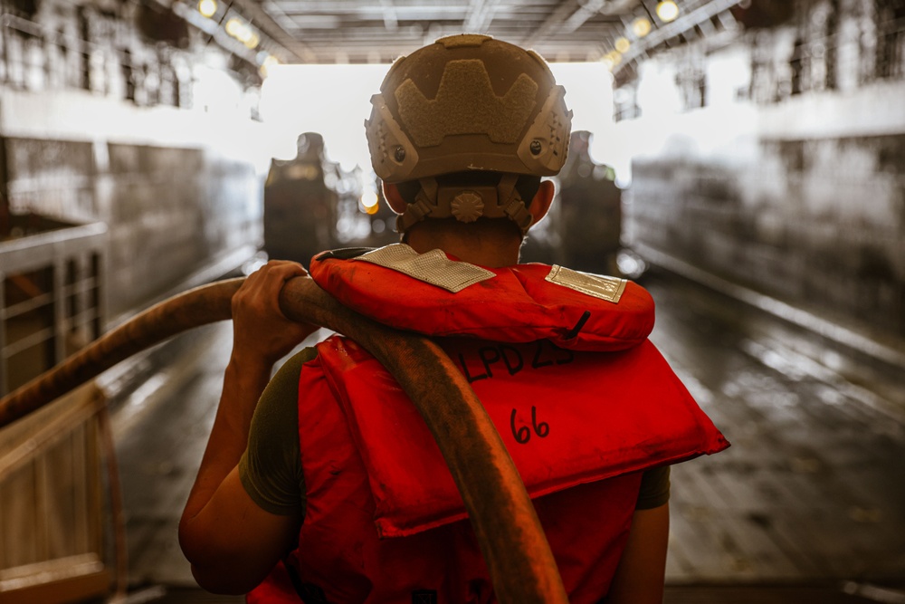 Dirty Jobs: 15th MEU Prepares Gear for Agricultural Inspections