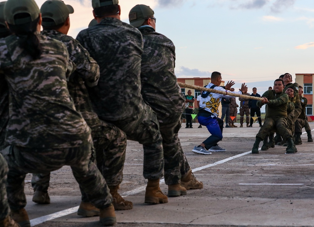Pacific nations compete in a tug of war competition during multilateral peacekeeping exercise Khaan Quest 24