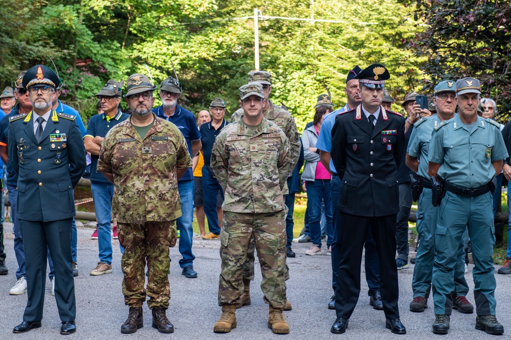 Aviano AB renders honors at Alpini Festival 2024