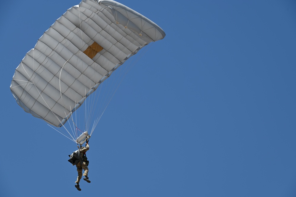 Pararescuemen train for search and rescue missions