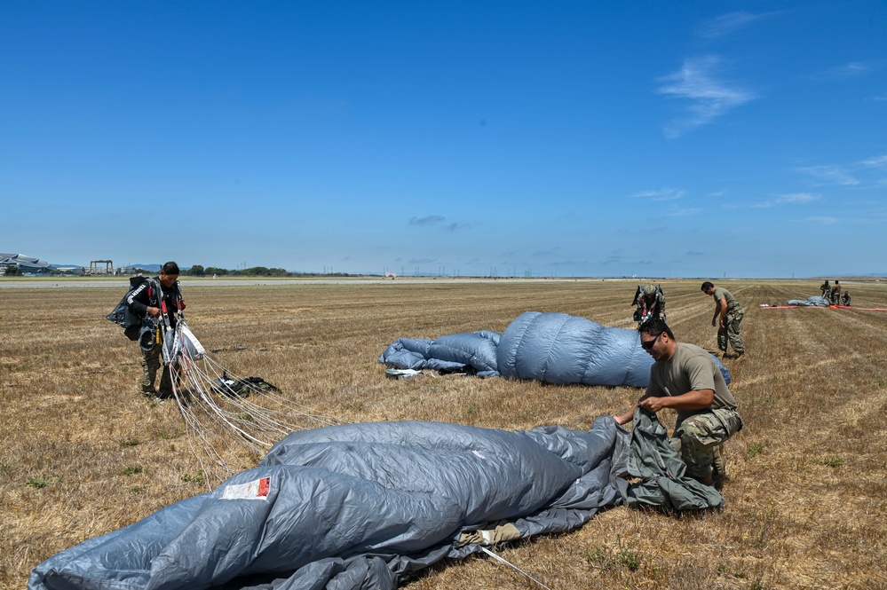 Pararescuemen train for search and rescue missions