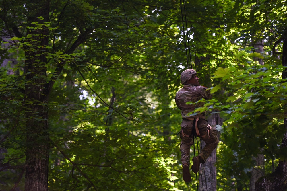 National Guard Best Warrior competitors practice mountain skills