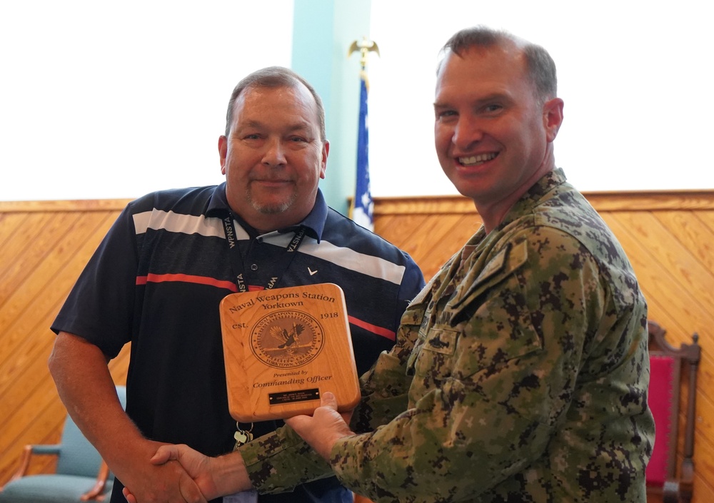 NWS Yorktown all-hands awards event
