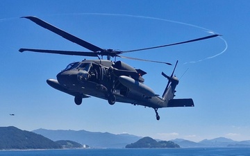 U.S. Army Assault Helicopters Conduct Deck Landings on USNS Sacagawea