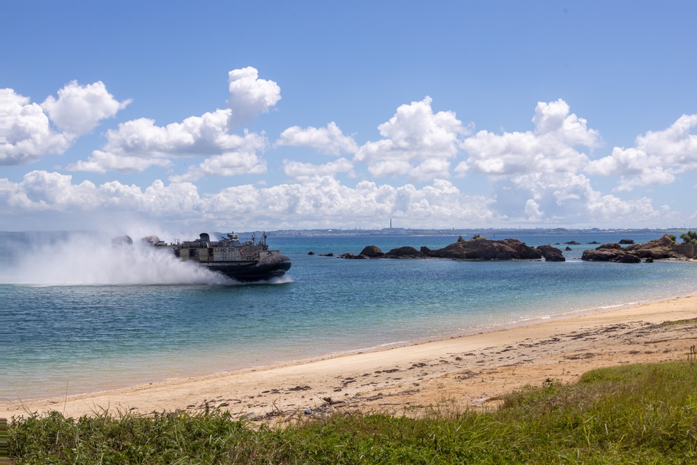 3d LAR reinforces during ground combat raid