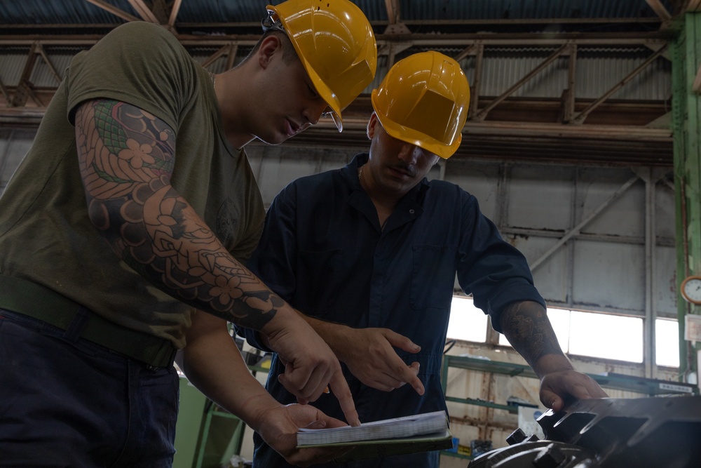 RD24| Marines, JGDSF Bilateral supply and maintenance procedures