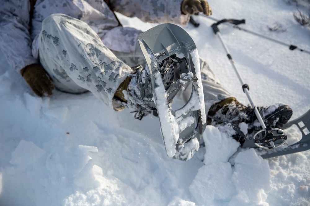 Marines Scale Mount Tarn, Chile