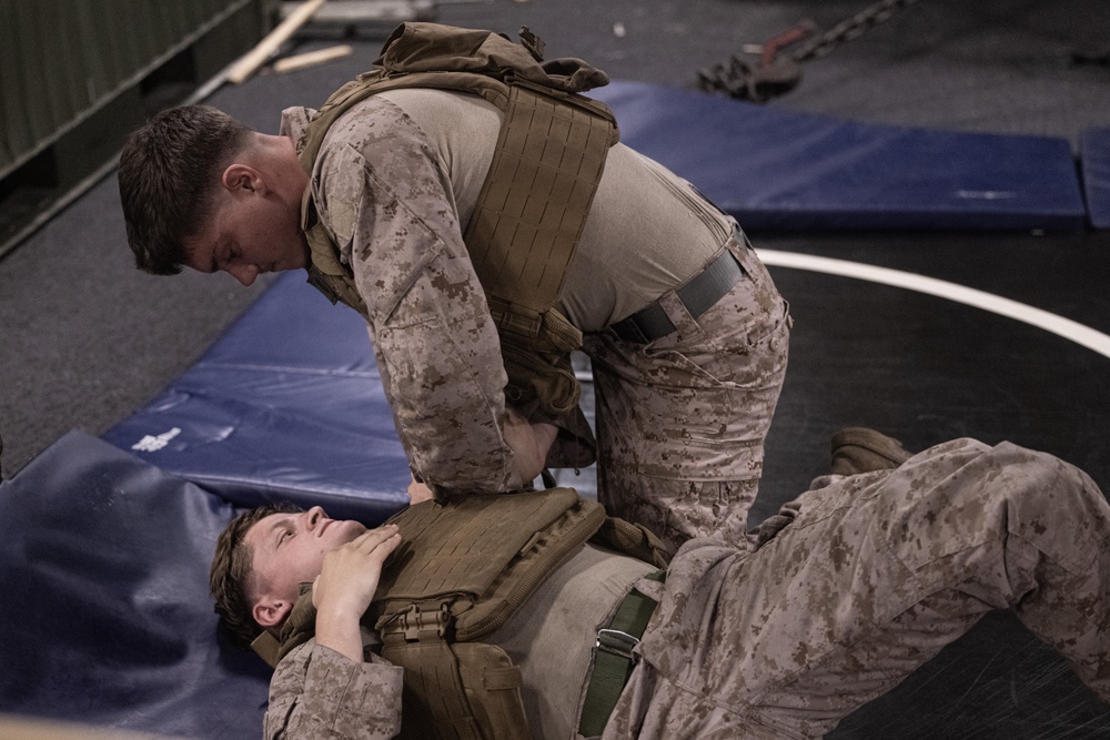 24th MEU (SOC) Marines Practice MCMAP on USS New York (LPD 21)