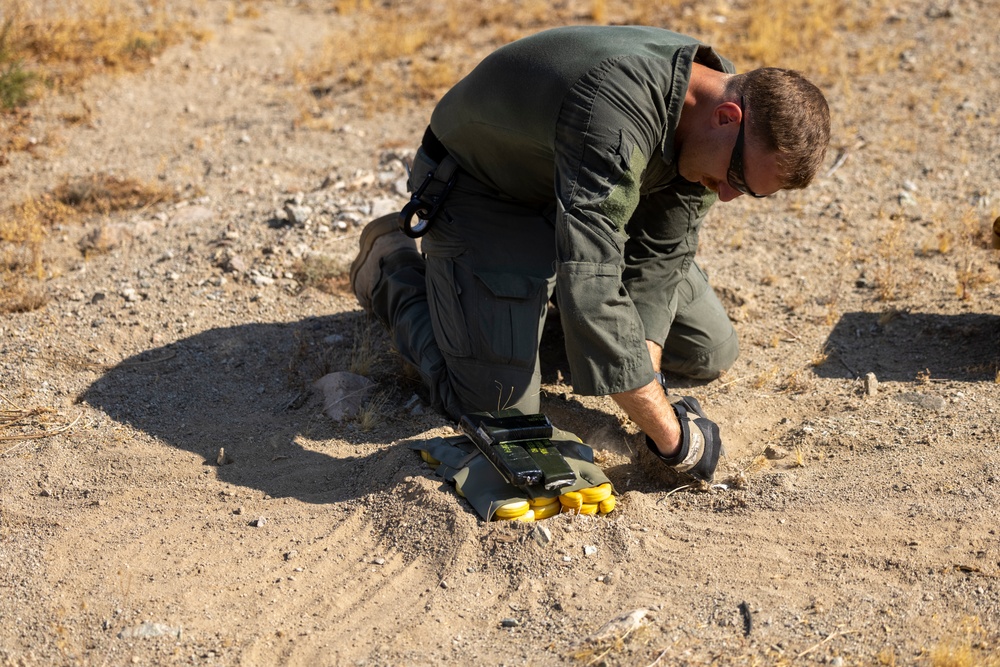 Combat Logistics Battalion 2 EOD Conducts Low Order Demolitions Range During ITX 5-24