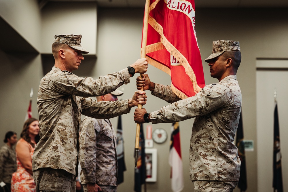 HQBN, MCAGCC conducts change of command ceremony