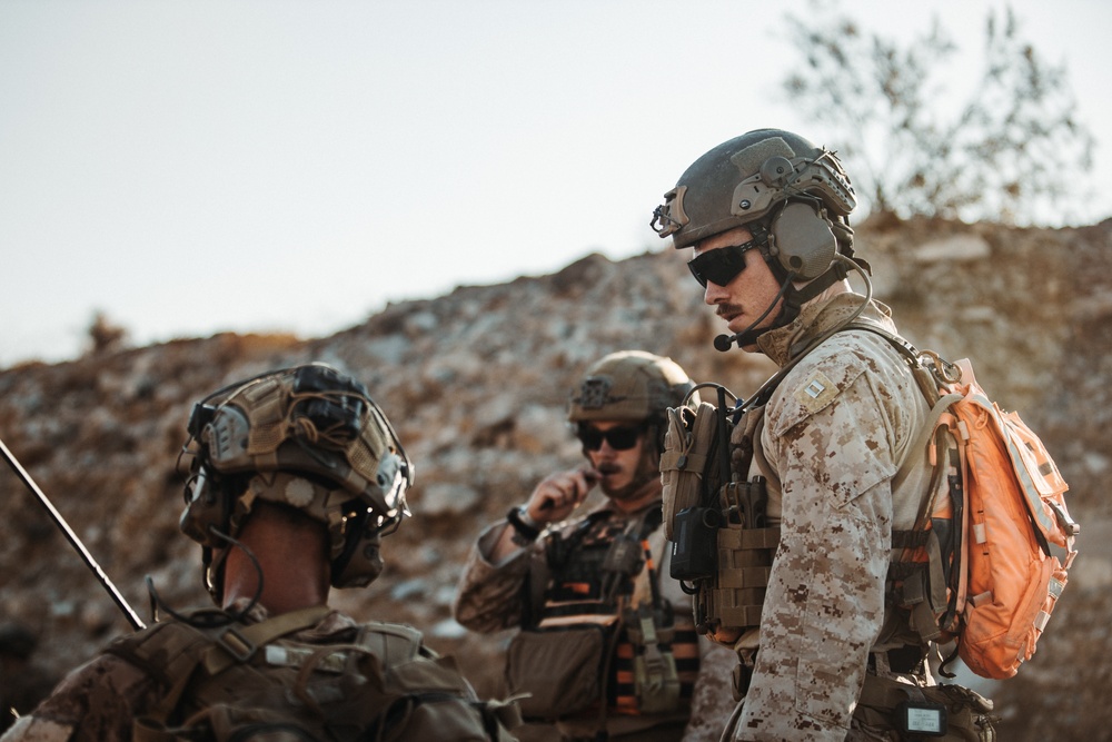 Marines with V1/2 conduct company attacks during SLTE 5-24