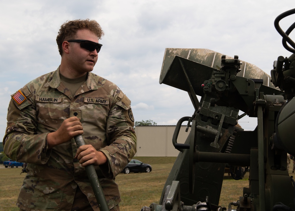 Michigan Army National Guard trains in sling load operations