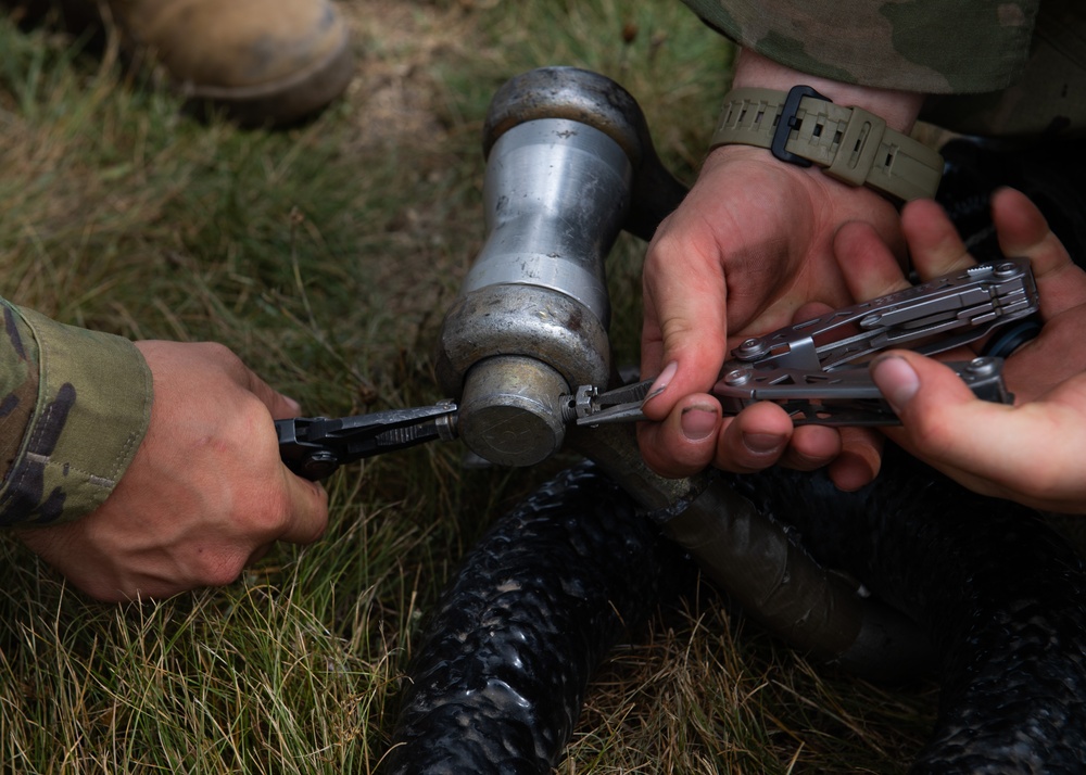Michigan Army National Guard trains in sling load operations
